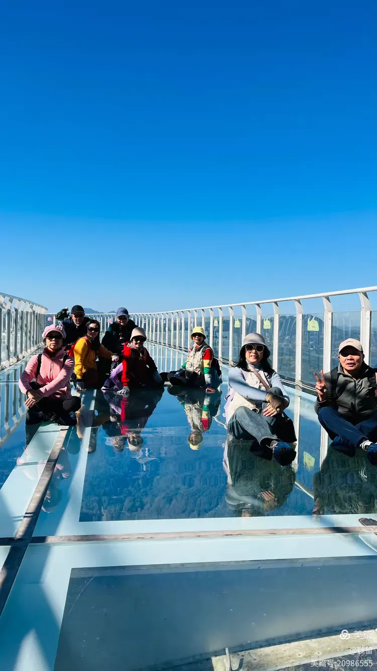 :泉州石牛山玻璃悬崖栈道